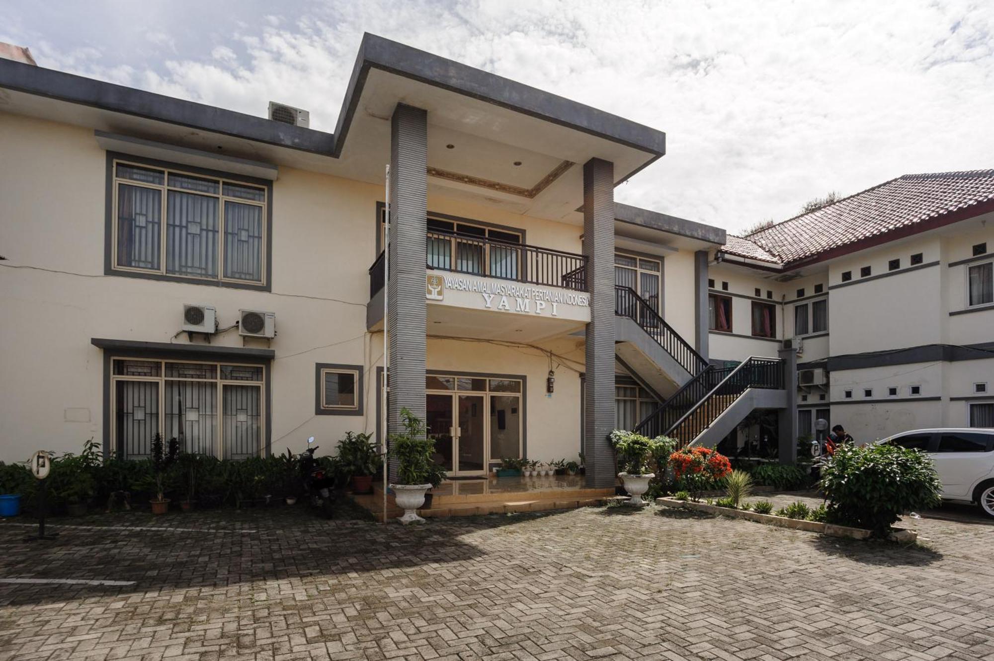 Reddoorz Syariah Near Aeon Mall Tanjung Barat Джакарта Экстерьер фото